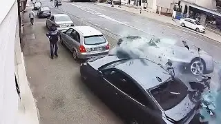 Idiots on Wheels Caught on Camera !