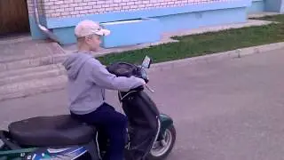 Первые метры на двух колесах