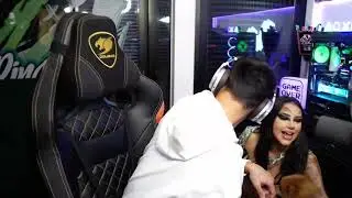 TAINA APARECEU NA LIVE DO CORINGA COM FANTASIA