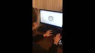 Спросил жену сколько времени)))
