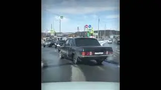 Кызыл,  светофор