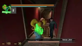 GMod x Yakuza - Coco Bandicoot hopping at Half Life 2.