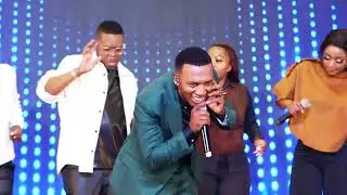 Dumi Mkokstad 