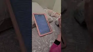Агнесса читает 8 детей