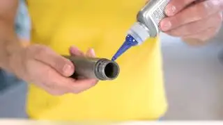 How to seal screw threads using thread lock - Tameson
