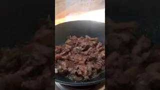 ADOBONG CRISPY PATA