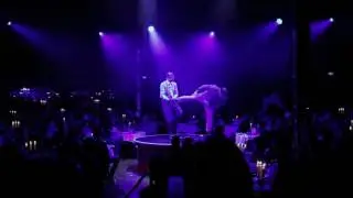 Show Act "Fight"