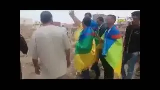 لحظة مؤثرة... "اوعضوش واوساي" امام قبر "محند امزيان السعيدي"