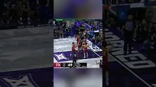Imagine having this under 😬 