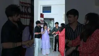 यें मेरे उल्टे कामों से परेशान मेरा परिवार😜😂 