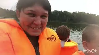 Отдыхаем и катаемся с ветерком на лодке 😎☀️