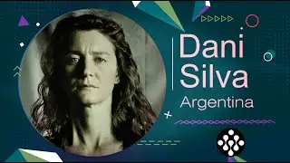 Daniela Silva en las charlas con autores del Festival Estenopeico 2023 de Terapia Fotográfica.
