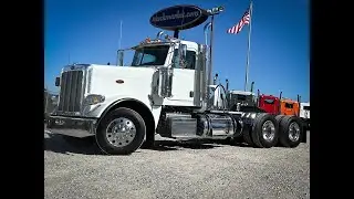 2020 Peterbilt 389 Daycab