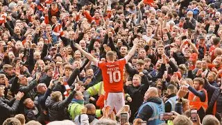 Wrexham Promoted to League 1 & pitch invasion.