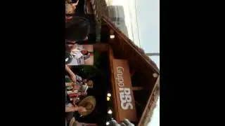Jorge Santos no Show farroupilha  cantando a  música  Guri