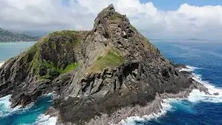 DJI Mavic Air in Exotic Terrain- Revolving a remote Island in Hawaii !