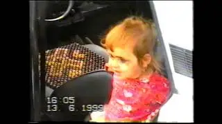 Алина  в боевой раскраске