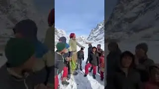 Hushey boys enjoying in snow 🌨️❄️