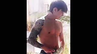 jungkook ✦ body rock