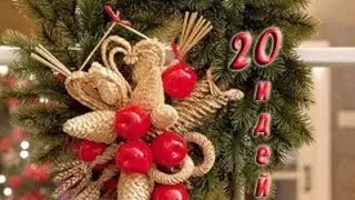 Christmas handmade wreaths DIY out of anything! Cute Christmas Wreath