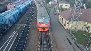 Электропоезд ЭД9М-0127 с сообщением Краснодар-Тихорецкая
