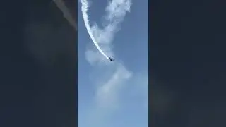Airplane low fly-by #planes #aviation #eaaairventure