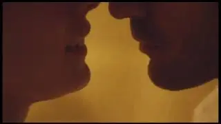 [YOUTUBE DA TEK] Özge Özpiriççi-Buğra Gülsoy Ateşli Öpüşme/Sevişme Sahnesi
