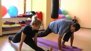 Встреча Тамерлана и Алены с поклонником Васей.