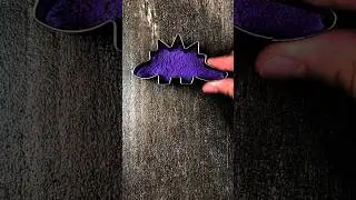 I Made Stegosaurus Using Only Kinetic Sand
