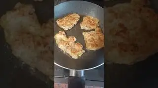 Куриные отбивные в Германии по простецки! #shorts #youtubeshorts #germany #food #chicken #live #like