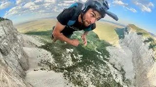THE WORLDS EASIEST SPORT ; BASE Jumping