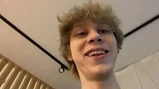 Дилблин поймал белку