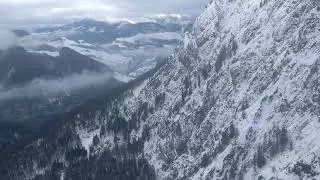 Спуск зимой с горы Унтерсберг в кабине канатной дороги