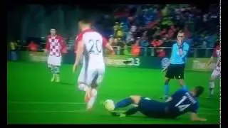 Funny :-)   An attack Bruno Petković (The Wall ) back - Croatia