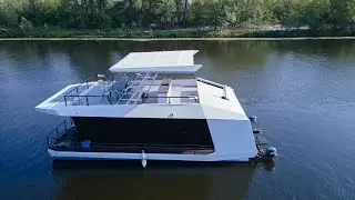 Хаусбот CRUISE