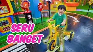 Kyo Bermain di Indoor Playground Joy n Fun Seharian