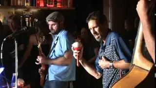 Billy Watson-There's a Thug in Town