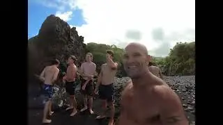 Road to Hana waterfalls, cliff jumps and hike 2024