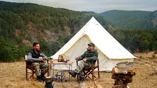TENT CAMPING IN AUTUMN WITH CANVAS TENT / Delicious Camping Food