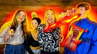 EXPERIMENTANDO COMIDAS ESTRANHAS COM MEUS AMIGOS | Luluca