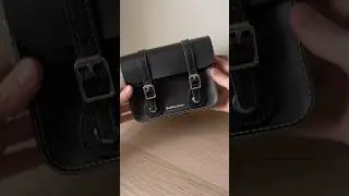 Unboxing Dr. Martens Mini Crossbody Bag 7 inch