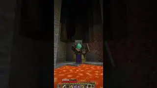 Minecraft, But You Get Random ITEM Every 10 Sec!