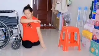 Double Amputee Girl Vertical Transfer | Amputada | DAK Lady