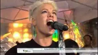 P!nk - Try - Today Show Full Performance