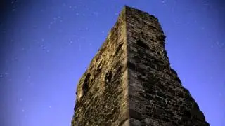 Ediniburgh - Saint Anthony's Chapel Ruins - Night Timelapse