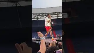 Fill The BANDO Up With BANDS 🏠💰 (Lil Baby Live Performance 2022)