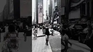 En Times Square - @LaDiannita