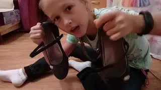 Обувь и носки поединок