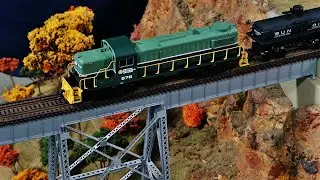 REALISTIC MODEL TRAINS IN CANADA