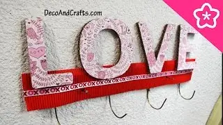ORGANIZADOR CON GANCHOS LOVE REGALO PARA SAN VALENTIN - DecoAndCrafts